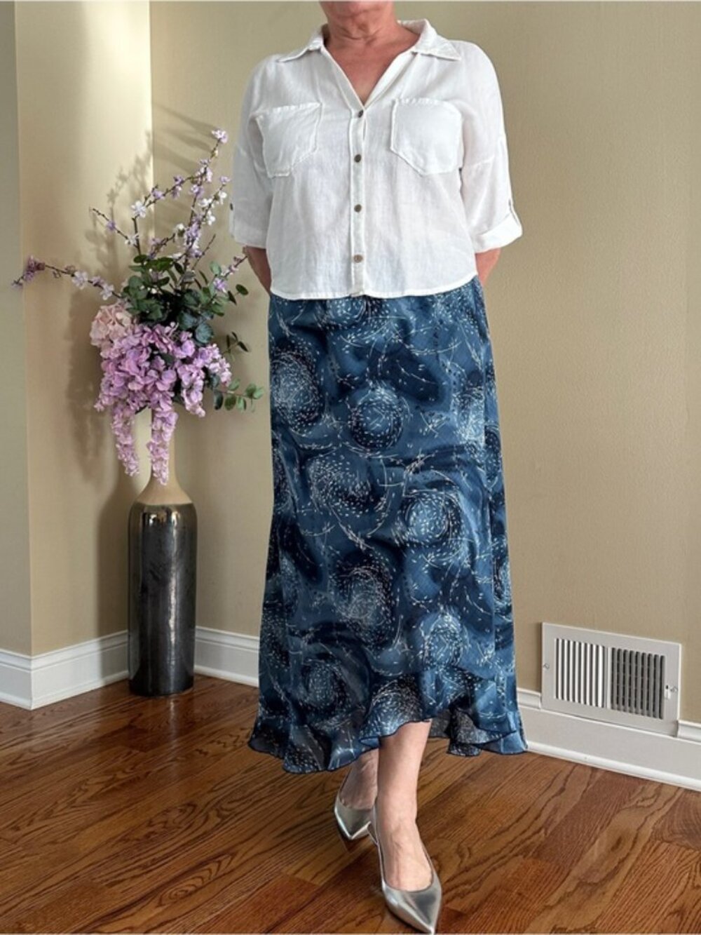 Blue Swirl Print Ruffled Lined Elasticized Waist Midi Women's Skirt, Sz L